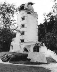 Einsteinturm in den 1960er-Jahren